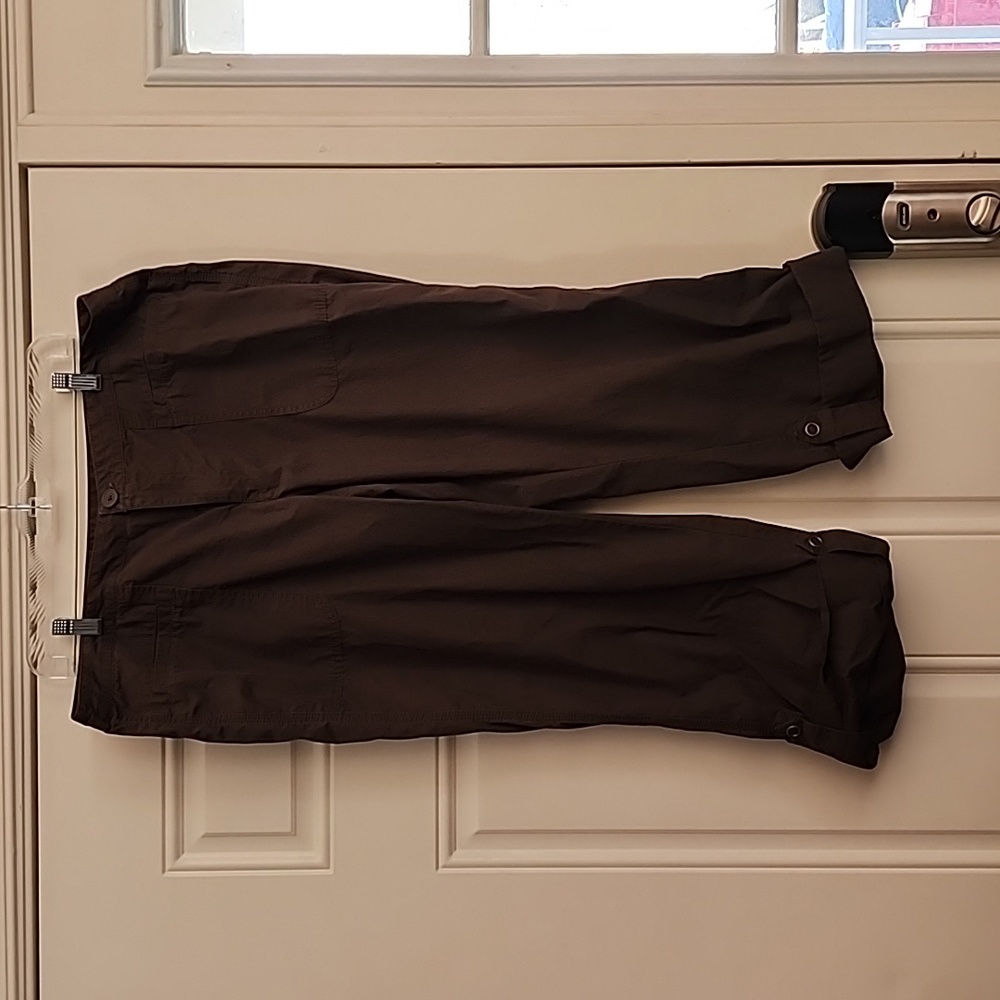 Old Navy Capri Pants, 16